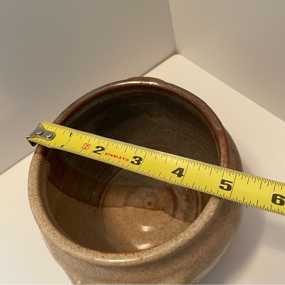 Handmade‎ Studio Art Pottery Bowl With Handles Artist Signed  4.75” X 3.5” - Picture 7 of 8